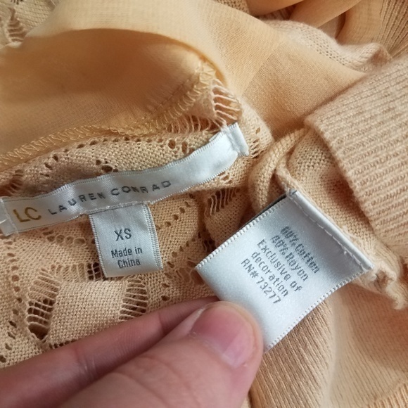 LC Lauren Conrad XS Cardigan‎ Sweater Lac… - Picture 6 of 7